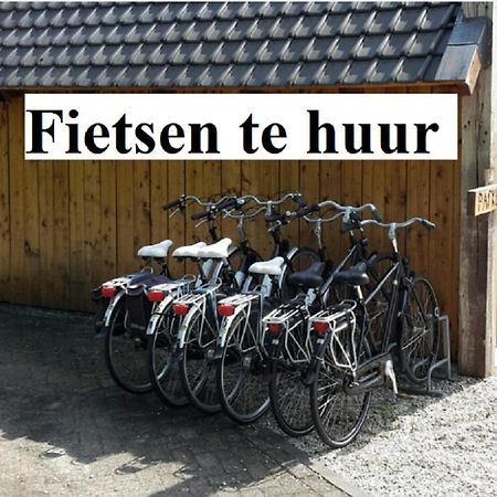 Herkenhoek 5 Bedroom Apartment Heeswijk-Dinther Екстериор снимка