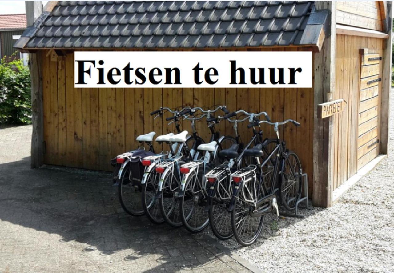 Herkenhoek 5 Bedroom Apartment Heeswijk-Dinther Екстериор снимка
