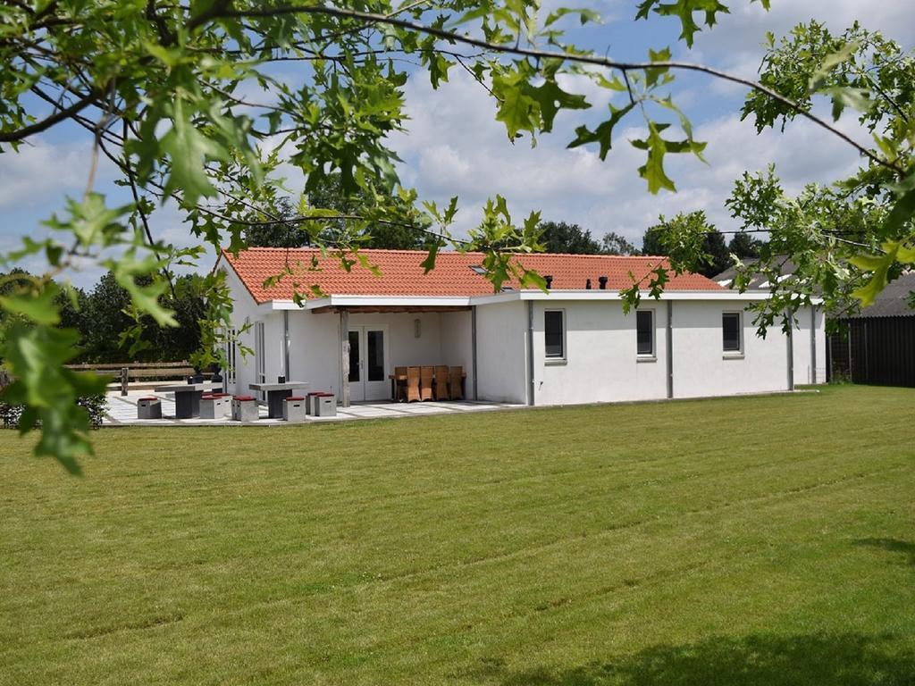 Herkenhoek 5 Bedroom Apartment Heeswijk-Dinther Екстериор снимка
