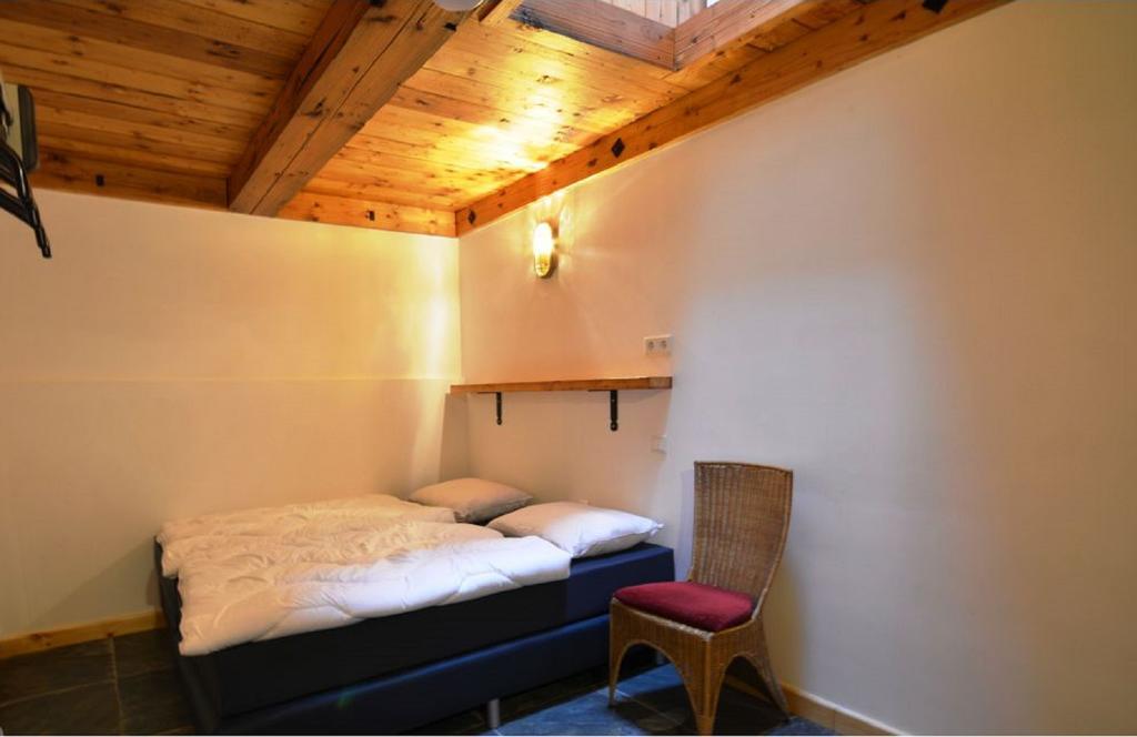 Herkenhoek 5 Bedroom Apartment Heeswijk-Dinther Екстериор снимка